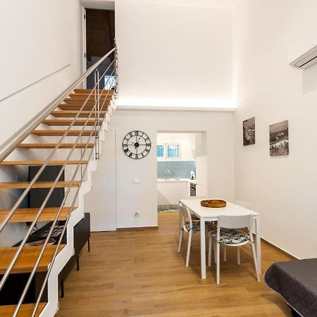 White Home Кастеламаре дел Голфо Екстериор снимка